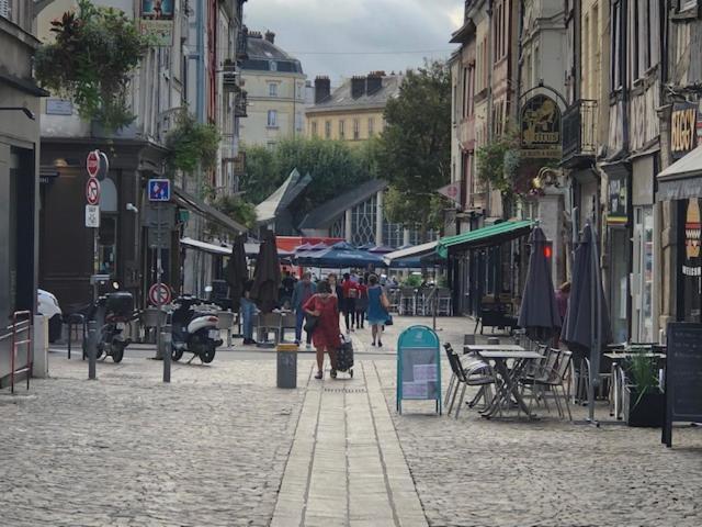 Appartement Vieux Marché à Rouen Extérieur photo